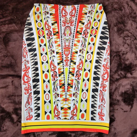 Skirt - Picture 4 of 15